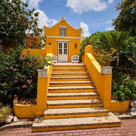 Отель Landhuis Bona Vista Виллемстад Экстерьер фото